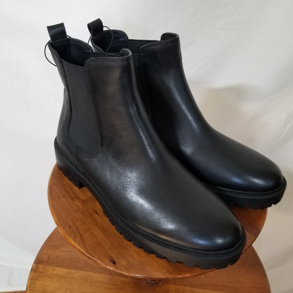 J Crew Black Lug Pullon Boots